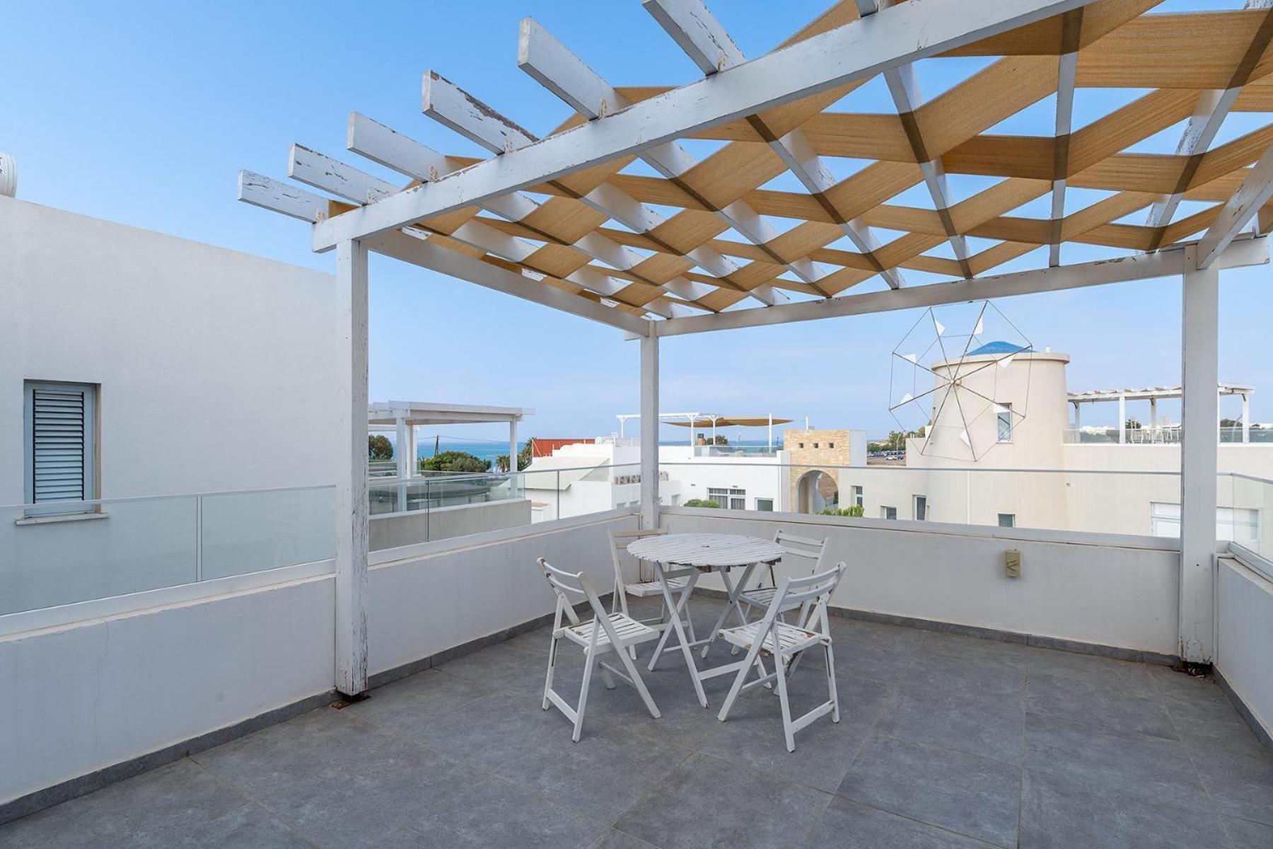 Blue Diamond Beach Villas Paphos Exterior photo