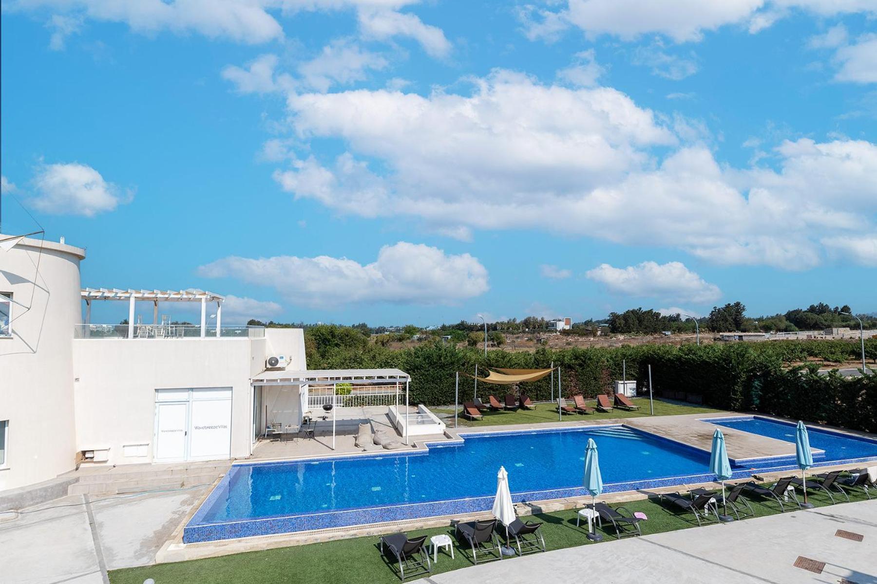 Blue Diamond Beach Villas Paphos Exterior photo