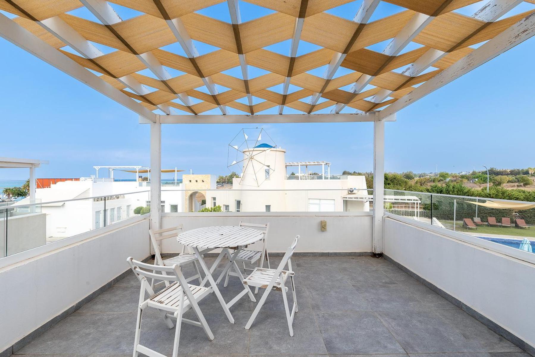 Blue Diamond Beach Villas Paphos Exterior photo