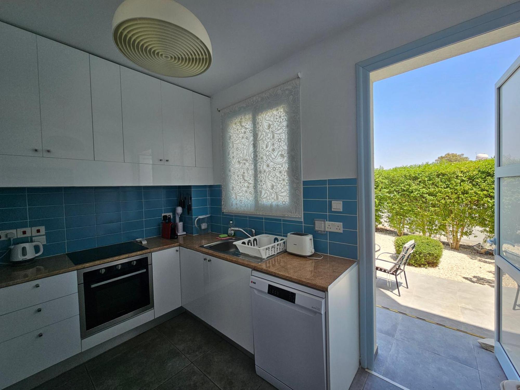Blue Diamond Beach Villas Paphos Exterior photo