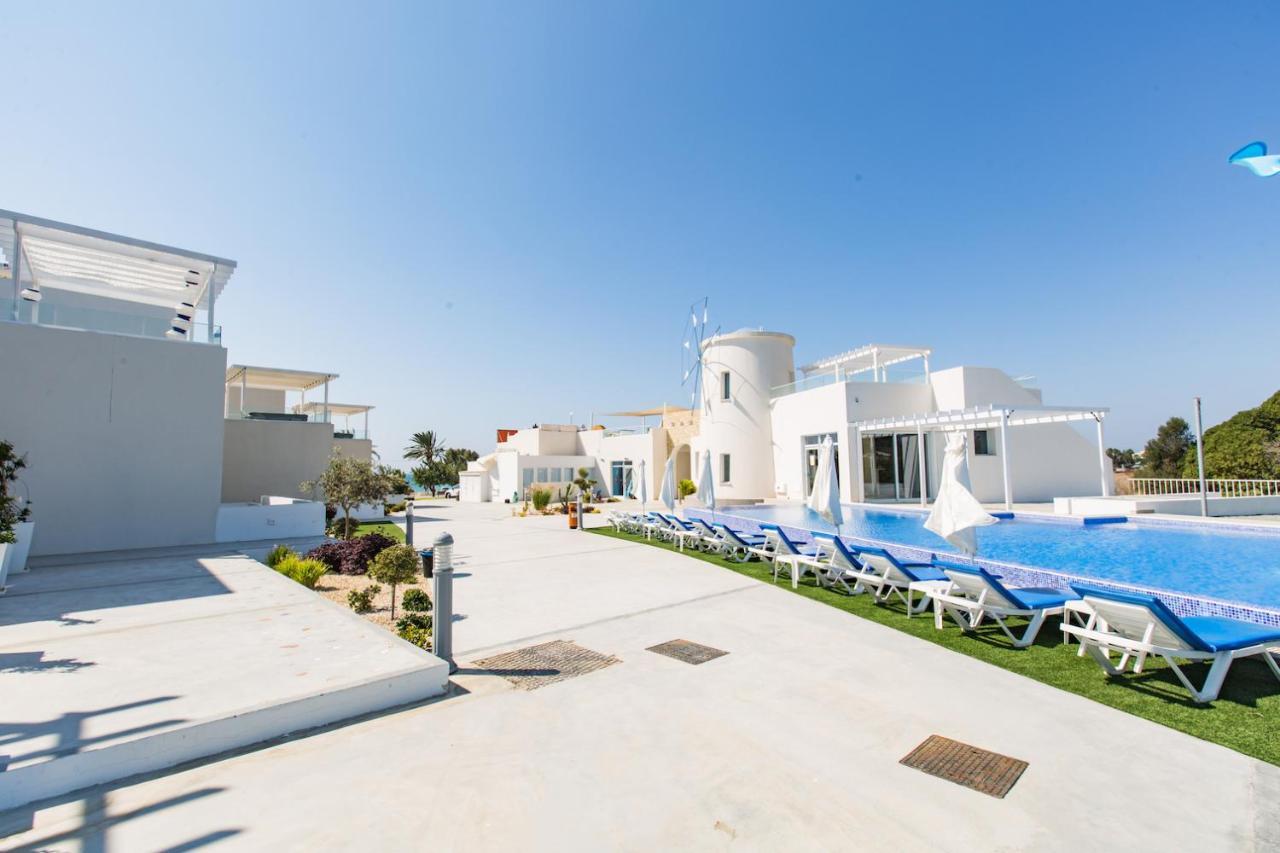 Blue Diamond Beach Villas Paphos Exterior photo