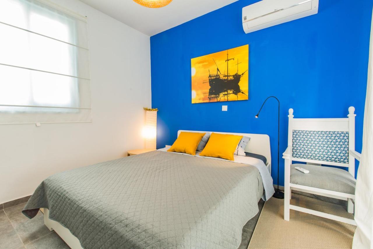 Blue Diamond Beach Villas Paphos Exterior photo